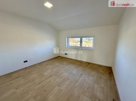 17 | Pronájem - dům/vila, 136 m²