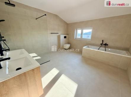 19 | Pronájem - dům/vila, 136 m²