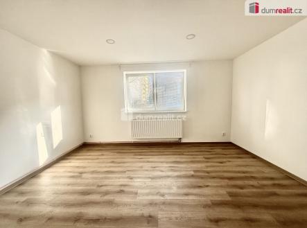 3 | Pronájem bytu, 1+1, 37 m²