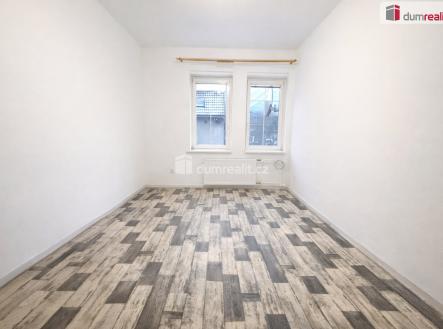 3 | Pronájem bytu, 1+1, 32 m²