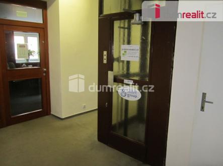 4 | Pronájem - kanceláře, 18 m²