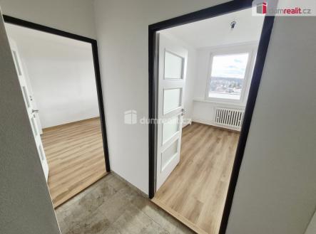 4 | Pronájem bytu, 2+kk, 39 m²
