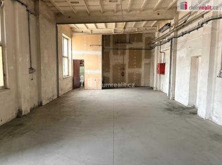 2 | Pronájem - skladovací prostor, 79 m²