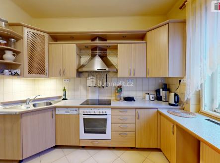 1 | Prodej - dům/vila, 270 m²