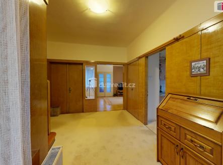 3 | Prodej - dům/vila, 270 m²