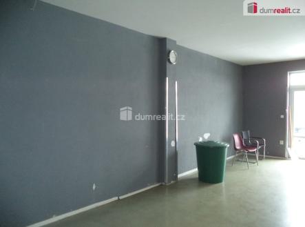 2 | Pronájem - obchodní prostor, 175 m²