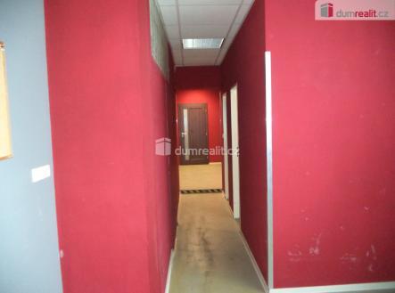 4 | Pronájem - obchodní prostor, 175 m²