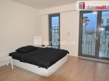 2 | Pronájem bytu, 1+kk, 37 m²