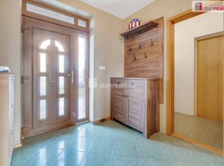 5 | Prodej - dům/vila, 215 m²