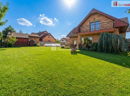 2 | Prodej - dům/vila, 215 m²