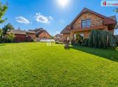 Prodej - dům/vila, 215 m²