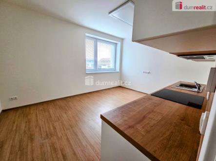 2 | Pronájem bytu, 2+kk, 38 m²