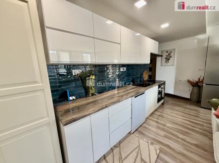 1 | Pronájem bytu, 2+kk, 52 m²