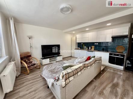 2 | Pronájem bytu, 2+kk, 52 m²