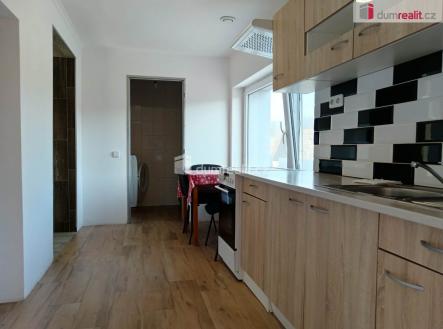 2 | Pronájem bytu, 3+kk, 90 m²