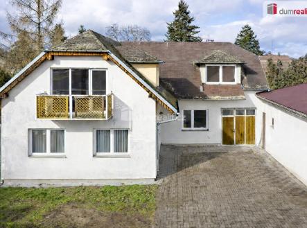 3 | Prodej - dům/vila, 228 m²