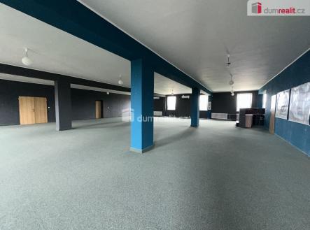 1 | Pronájem - obchodní prostor, 450 m²