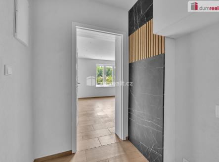 4 | Pronájem bytu, 2+kk, 43 m²