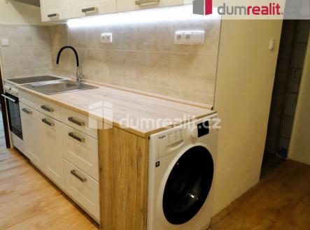 4 | Pronájem bytu, 1+1, 30 m²