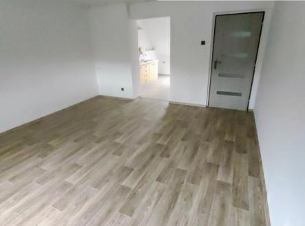 4 | Pronájem bytu, 1+1, 42 m²