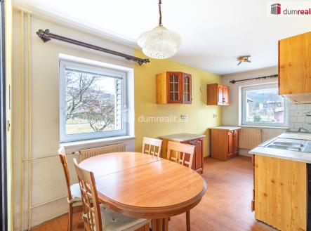 4 | Prodej - dům/vila, 220 m²