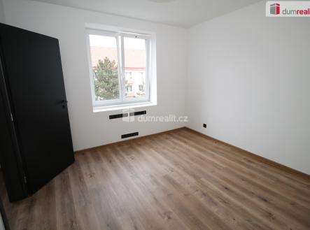 3 | Prodej bytu, 2+1, 55 m²