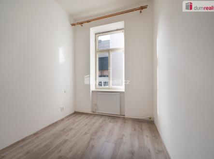 4 | Pronájem bytu, 2+kk, 42 m²