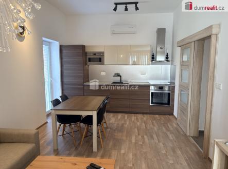 2 | Pronájem bytu, 2+kk, 50 m²