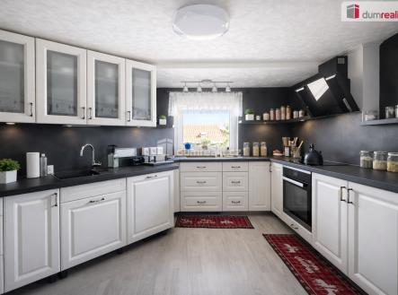 1 | Prodej - dům/vila, 304 m²