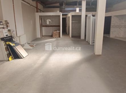 2 | Prodej - komerční objekt, výroba, 1 300 m²