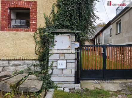 2 | Prodej - zemědělský objekt, 1 563 m²