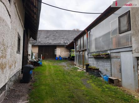 3 | Prodej - zemědělský objekt, 1 563 m²