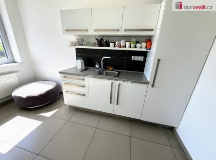 3 | Pronájem - kanceláře, 20 m²