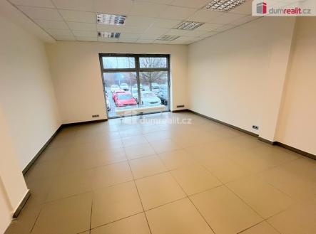 4 | Pronájem - kanceláře, 32 m²