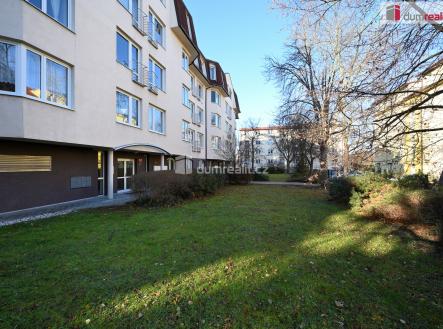 4 | Pronájem - malý objekt/garáž