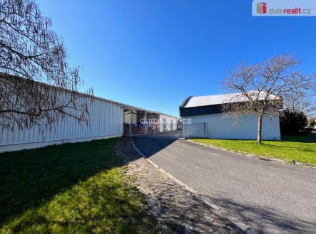 3 | Pronájem - obchodní prostor, 33 m²