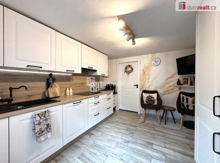 3 | Prodej - dům/vila, 101 m²