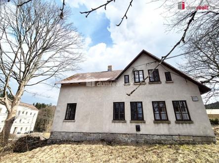 Prodej - dům/vila, 214 m²