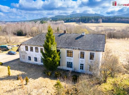 1 | Prodej - dům/vila, 465 m²