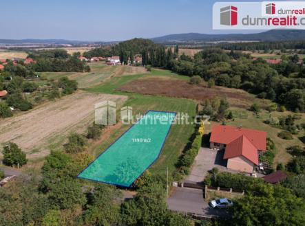 3 | Prodej - pozemek pro bydlení, 1 218 m²