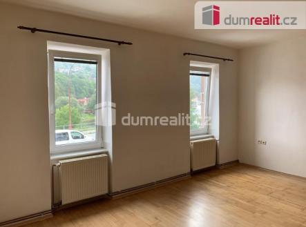 4 | Prodej - komerční objekt, jiný, 930 m²