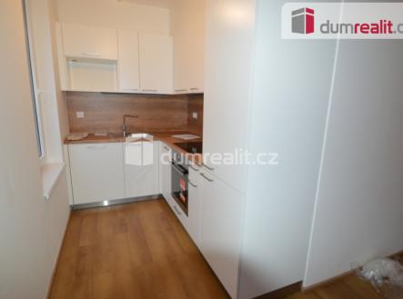 2 | Pronájem bytu, 2+kk, 58 m²