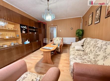 4 | Prodej - dům/vila, 215 m²