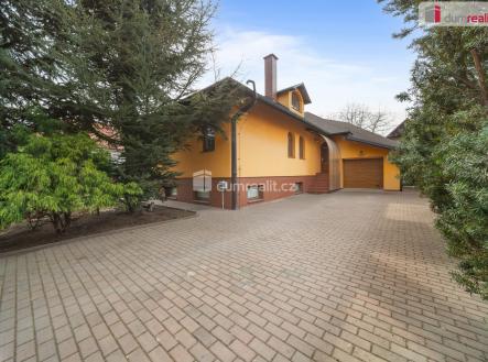 3 | Prodej - dům/vila, 337 m²