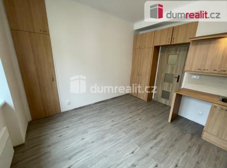 4 | Pronájem bytu, 2+kk, 48 m²