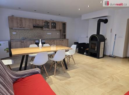 3 | Prodej - dům/vila, 230 m²