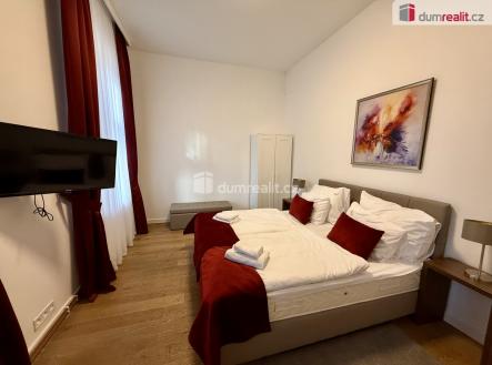 4 | Pronájem bytu, 3+1, 125 m²