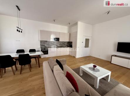 4 | Pronájem bytu, 2+kk, 79 m²