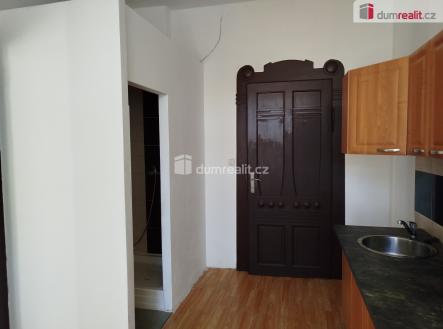 4 | Pronájem bytu, 1+1, 37 m²