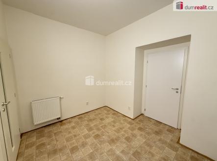 4 | Pronájem bytu, 2+kk, 35 m²